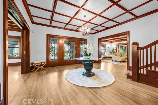 1215 Wentworth, Pasadena CA: https://media.crmls.org/medias/b5bdbf22-e340-4f5d-8af5-d0bb53b489d3.jpg