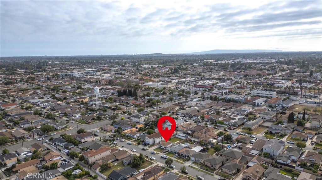 https://media.crmls.org/medias/b5bede91-e2ca-4e98-9576-84fd4c32e8fb.jpg?preset=X-Large
