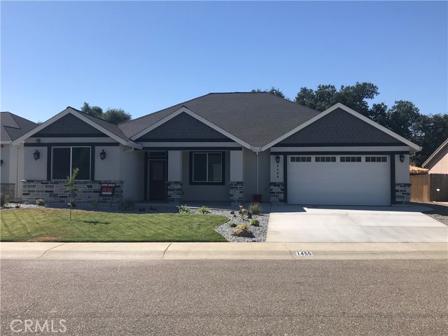 Detail Gallery Image 1 of 9 For 1455 Acacia St, Red Bluff,  CA 96080 - 4 Beds | 2 Baths