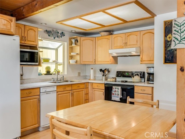 Detail Gallery Image 8 of 62 For 1535 Parkhill Rd, Santa Margarita,  CA 93453 - 3 Beds | 2 Baths