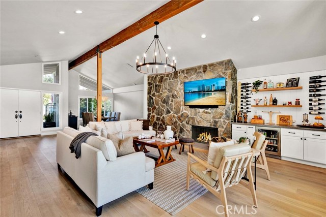 Detail Gallery Image 7 of 35 For 1016 Castlegate Ln, North Tustin,  CA 92705 - 5 Beds | 3/1 Baths