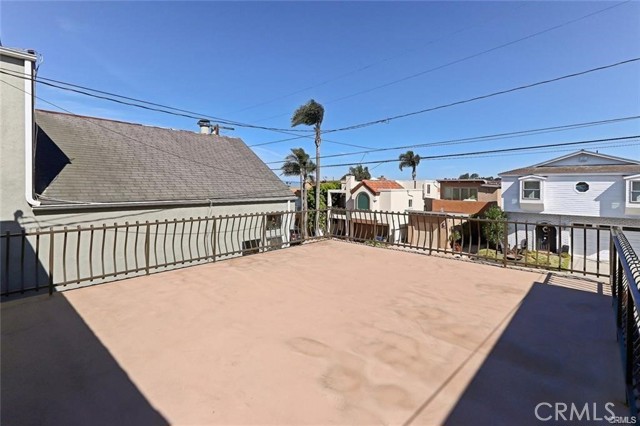 Detail Gallery Image 17 of 20 For 1208 10th St, Hermosa Beach,  CA 90254 - 4 Beds | 2 Baths