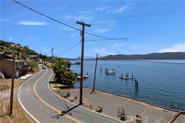 Detail Gallery Image 24 of 59 For 12172 Lakeshore Dr, Clearlake,  CA 95422 - 2 Beds | 2 Baths