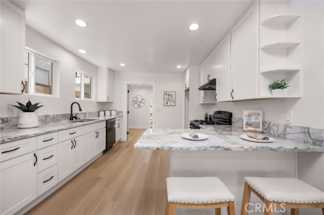 201 S Melrose Street, Placentia CA: https://media.crmls.org/medias/b5c23ce6-07eb-4c30-b149-96fd36c39cee.jpg