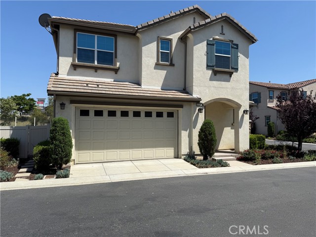 5204 Arlington Drive, Chino Hills CA: https://media.crmls.org/medias/b5c2cc2a-3ab3-4b42-aa15-a063524f46d2.jpg