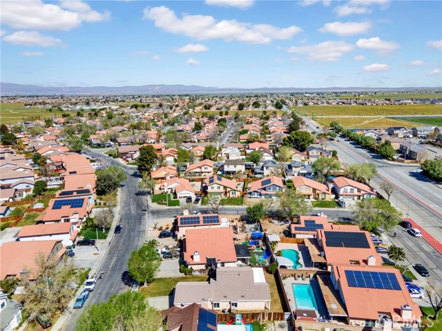 Detail Gallery Image 29 of 32 For 43730 San Francisco, Lancaster,  CA 93535 - 3 Beds | 2 Baths