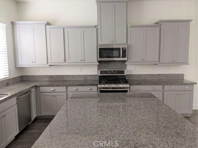 Detail Gallery Image 3 of 23 For 15940 Ellington, Chino Hills,  CA 91709 - 4 Beds | 3 Baths