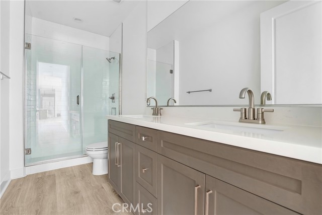 27345 Creekwood Lane, Valencia CA: https://media.crmls.org/medias/b5c3e996-ca0d-48f4-a0c0-1be71d0643c1.jpg