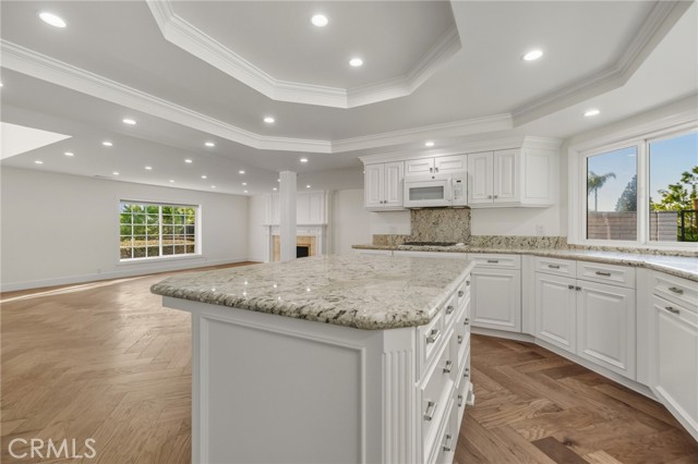 Detail Gallery Image 8 of 49 For 15519 Lodosa Dr, Whittier,  CA 90605 - 4 Beds | 3 Baths