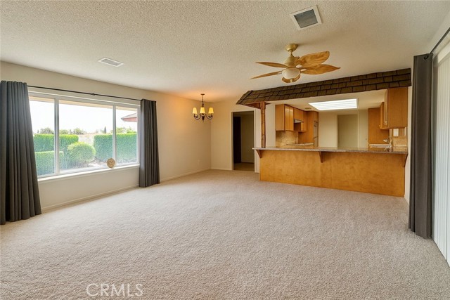 1515 W Avenue O12, Palmdale CA: https://media.crmls.org/medias/b5c431e9-f1ee-4782-821a-3439a9cd71d1.jpg