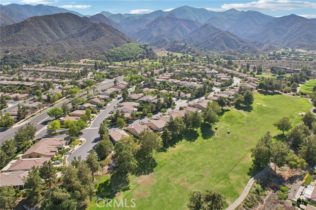 9302 Reserve Drive, Corona CA: https://media.crmls.org/medias/b5c51e9b-1564-4ae7-b8ca-93f3df767663.jpg