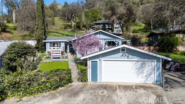 2960 Oak Crest Ave Lucerne, CA 95458