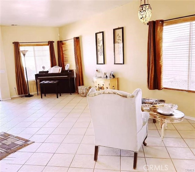 Detail Gallery Image 2 of 12 For 26364 Alcott Union Dr, Murrieta,  CA 92563 - 8 Beds | 4/1 Baths