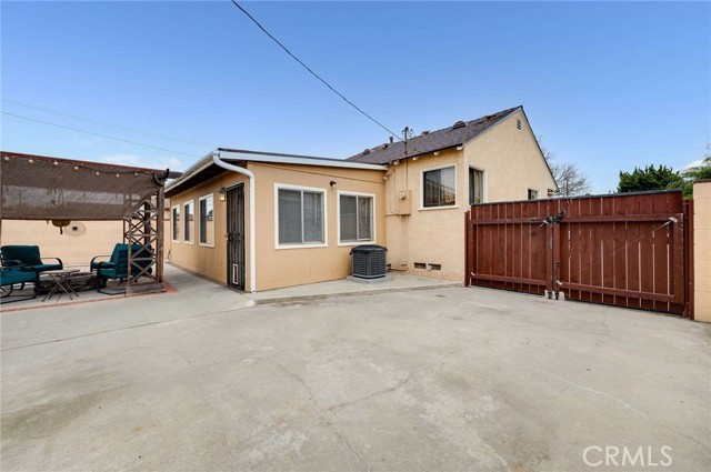 Image 23 of 31 For 5851 Pearce Avenue