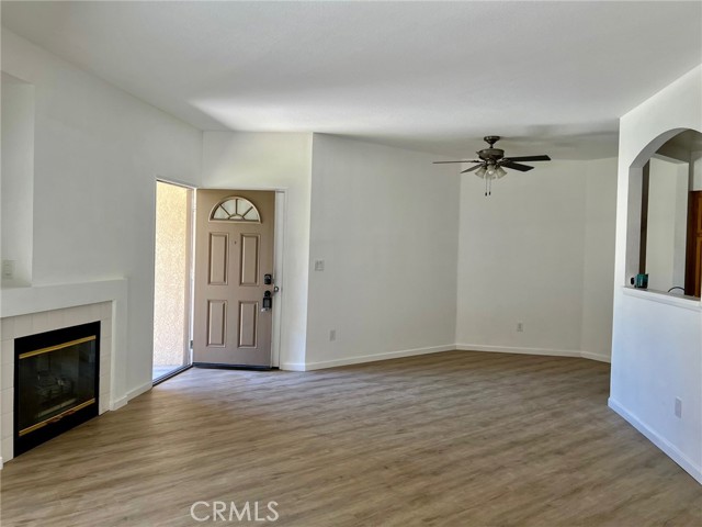 Detail Gallery Image 5 of 19 For 8070 East Treeview Court, Anaheim,  CA 92808 - 2 Beds | 2 Baths