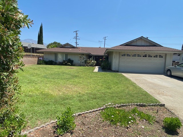 620 Lakewood Way, Upland, CA 91786