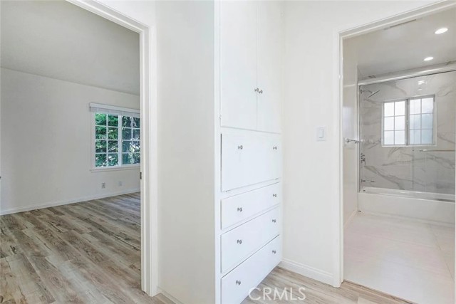 Detail Gallery Image 33 of 56 For 1606 Bel Aire Dr, Glendale,  CA 91201 - 2 Beds | 1 Baths