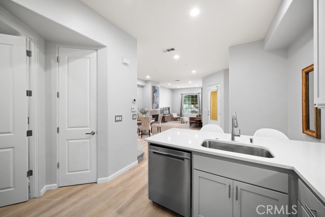 Detail Gallery Image 12 of 60 For 1156 Spring Azure Way, Nipomo,  CA 93444 - 3 Beds | 2/1 Baths