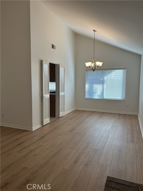 Detail Gallery Image 3 of 20 For 2126 Deersprings Ln, Brea,  CA 92821 - 3 Beds | 2/1 Baths