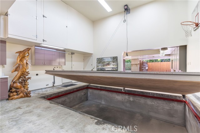Detail Gallery Image 71 of 78 For 2405 Tustin Ave, Costa Mesa,  CA 92627 - 5 Beds | 4/1 Baths