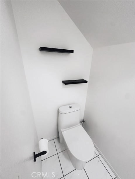 https://media.crmls.org/medias/b5ccf315-6415-4b97-8977-a2cdcfd10a37.jpg?preset=X-Large