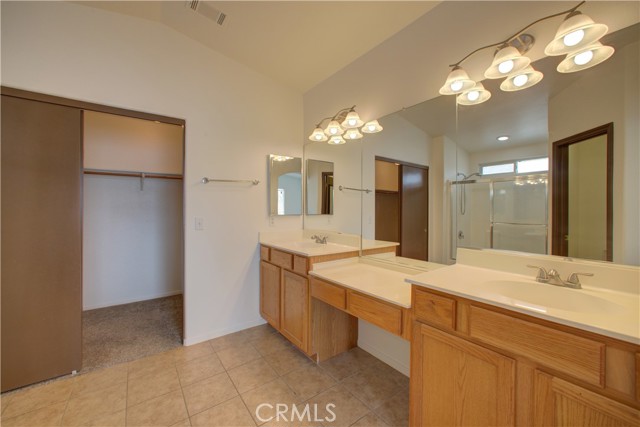 1831 Berkeley Way, Santa Maria CA: https://media.crmls.org/medias/b5cd387d-ff91-4dea-877f-ecd360793acc.jpg