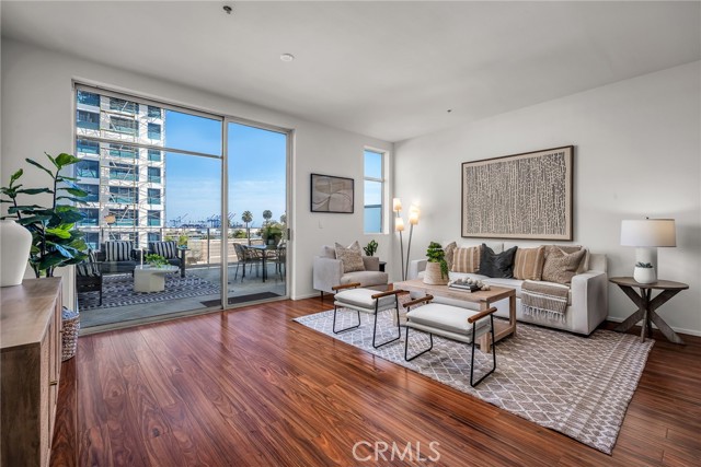 Detail Gallery Image 6 of 52 For 285 W 6th #331,  San Pedro,  CA 90731 - 2 Beds | 2/1 Baths