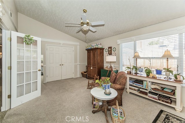 2468 Laverne, Clovis CA: https://media.crmls.org/medias/b5cd474e-4909-47e5-8044-60c8cc9fdc54.jpg
