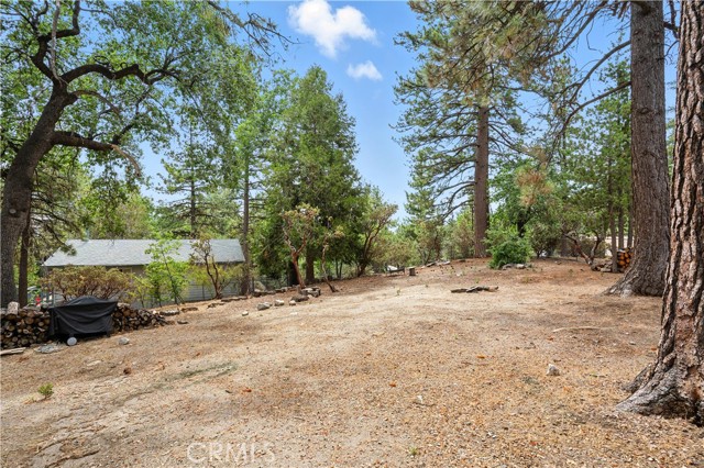 24990 Marion Ridge Drive, Idyllwild CA: https://media.crmls.org/medias/b5cf9187-15c2-4dd9-8387-8301cc28c076.jpg