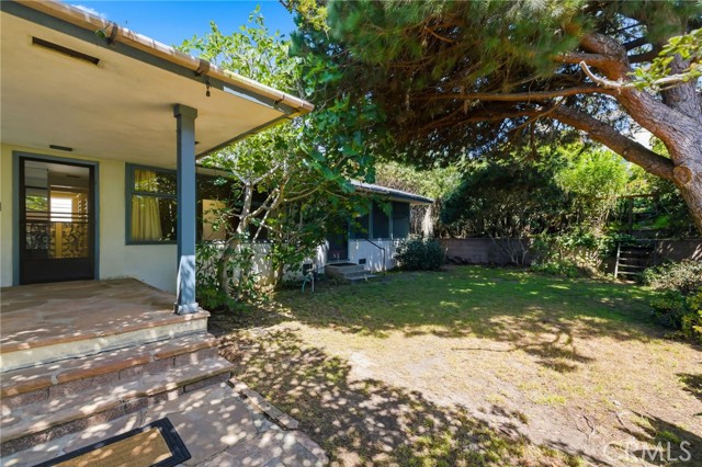 649 Gould Terrace, Hermosa Beach, California 90254, 4 Bedrooms Bedrooms, ,3 BathroomsBathrooms,Residential,For Sale,Gould,SB26071143