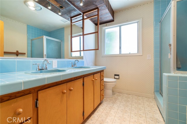 Master bath with double sinks