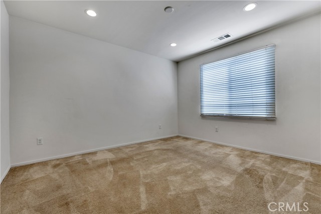 273 S Vermont Avenue, Glendora CA: https://media.crmls.org/medias/b5d09292-75c2-4b2a-907d-2d1671a0e232.jpg