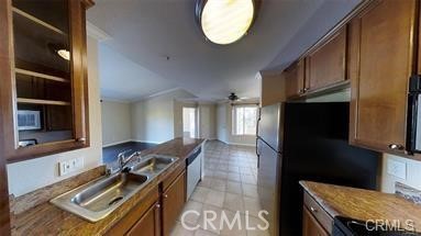 Detail Gallery Image 12 of 32 For 1000 Vista Del Cerro Dr #201,  Corona,  CA 92879 - 2 Beds | 2 Baths