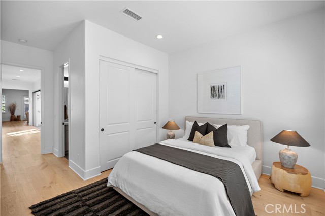 Detail Gallery Image 43 of 49 For 51 Fenway, Irvine,  CA 92620 - 4 Beds | 4/1 Baths