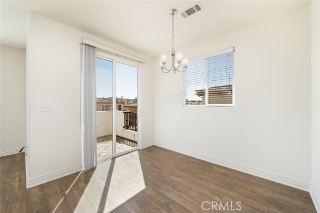 Detail Gallery Image 12 of 62 For 116 Village Circle, Pismo Beach,  CA 93449 - 3 Beds | 2/1 Baths