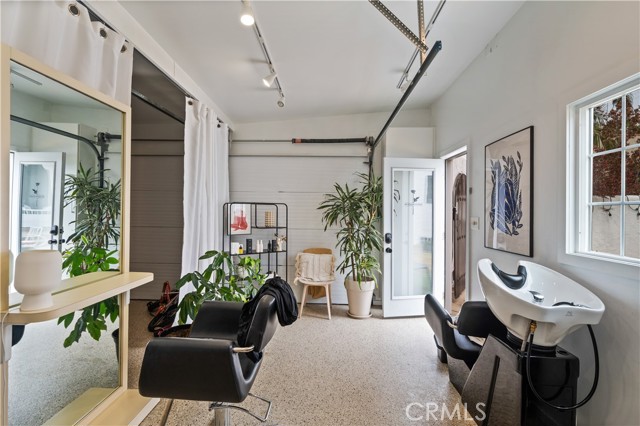 Detail Gallery Image 27 of 38 For 5022 E Broadway, Long Beach,  CA 90803 - 2 Beds | 2 Baths