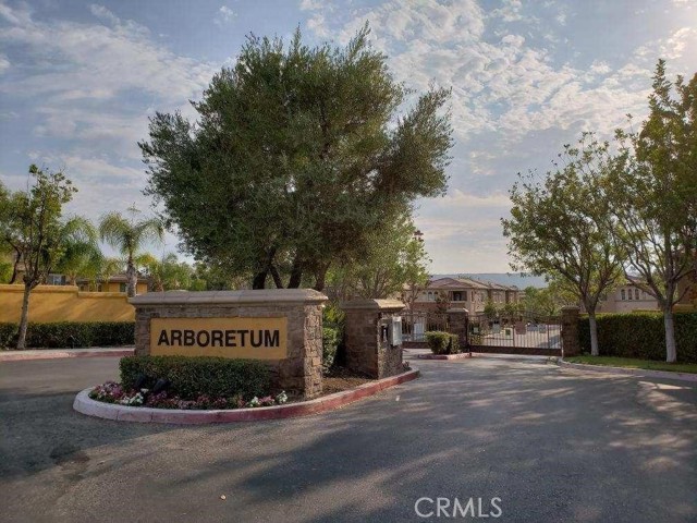 Detail Gallery Image 2 of 20 For 26397 Arboretum Way #1604,  Murrieta,  CA 92563 - 3 Beds | 2/1 Baths
