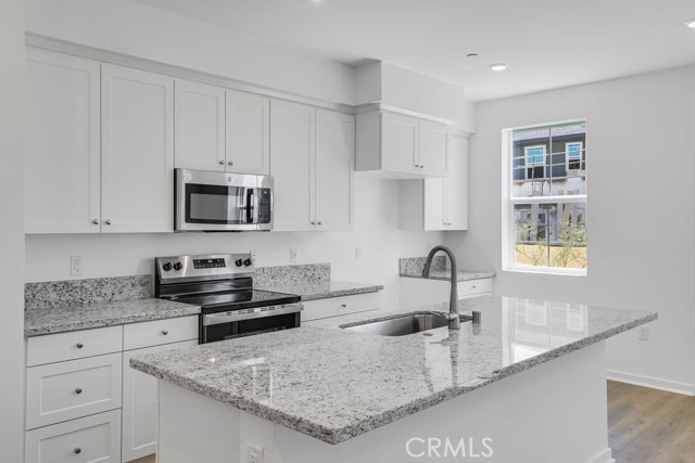 Detail Gallery Image 3 of 21 For 34581 Ciruela Ave, French Valley,  CA 92596 - 3 Beds | 2/1 Baths