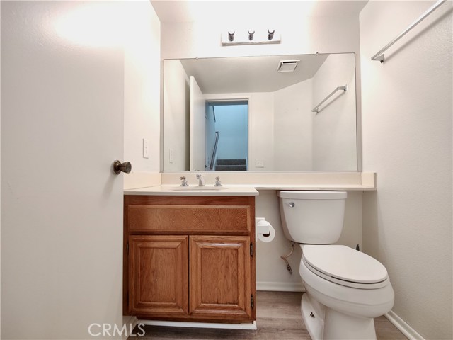 Detail Gallery Image 6 of 19 For 894 California Privado, Ontario,  CA 91762 - 2 Beds | 2/1 Baths