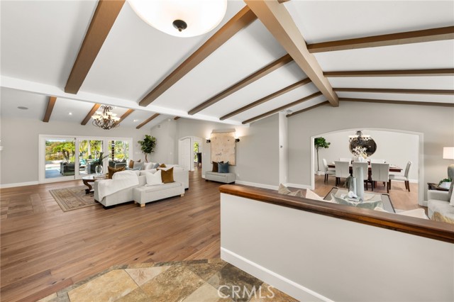 2465 Via Oeste Drive, Fallbrook CA: https://media.crmls.org/medias/b5d4d330-858f-4ebf-95c6-d7e0389b4348.jpg