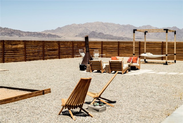 84328 Amboy Road, 29 Palms CA: https://media.crmls.org/medias/b5d53019-7049-4794-ba44-7e5e725e57ad.jpg