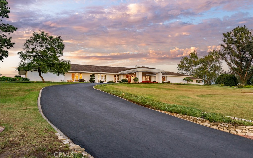 Picture of Rolling Hills, CA 90274