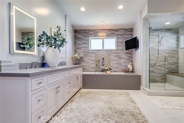 1833 8th Street, Manhattan Beach CA: https://media.crmls.org/medias/b5d5f647-c1a7-418a-91c0-64988868764a.jpg