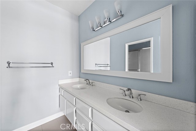 137 Shorebreaker Drive, Laguna Niguel CA: https://media.crmls.org/medias/b5d693ff-c408-41db-9d59-4e8c9ab173cc.jpg