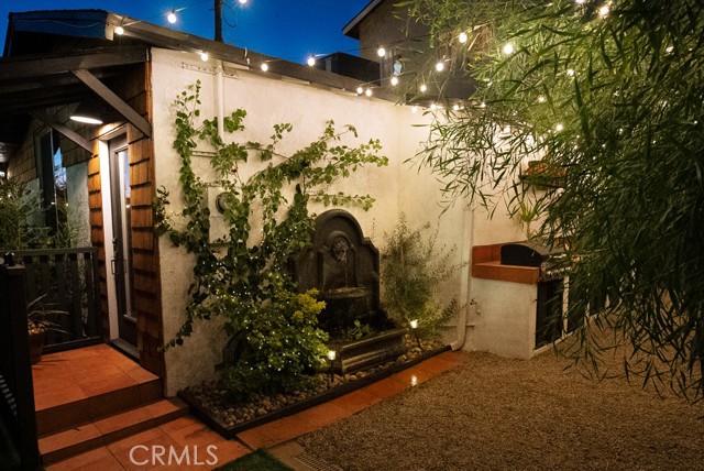 1217 Avenue 56, Highland Park CA: https://media.crmls.org/medias/b5d7825a-5105-490e-990c-c6bc55a85b7b.jpg