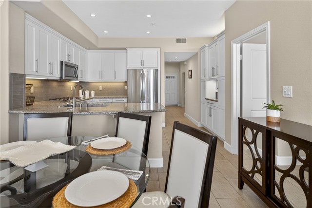 Detail Gallery Image 22 of 66 For 1400 E Ocean #1106,  Long Beach,  CA 90802 - 2 Beds | 2 Baths