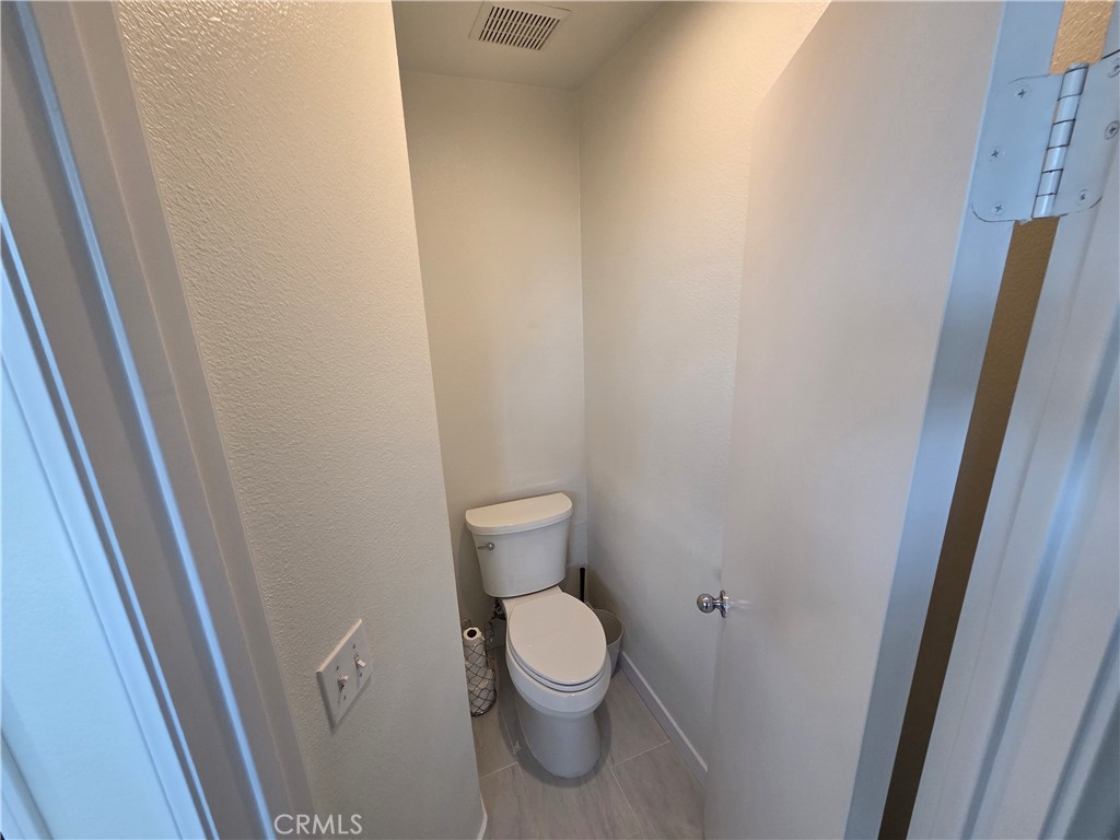 https://media.crmls.org/medias/b5d8ed92-b66a-4920-82a9-abfe33902e11.jpg?preset=X-Large