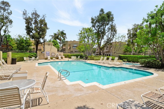 Detail Gallery Image 28 of 32 For 27906 Amber #231,  Mission Viejo,  CA 92691 - 2 Beds | 2 Baths