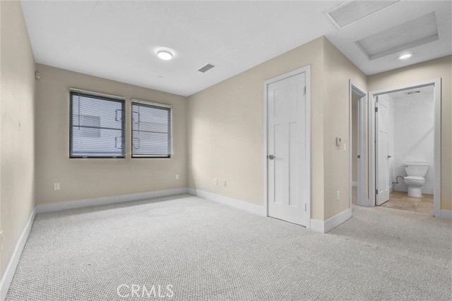 547 N Wilson Avenue, Pasadena CA: https://media.crmls.org/medias/b5da107c-96d3-43ad-88f0-21f368ad3761.jpg