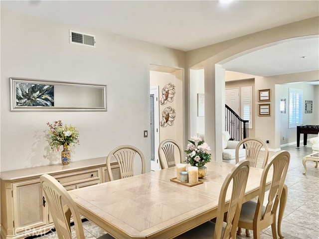 Detail Gallery Image 7 of 57 For 8004 Palm View Ln, Riverside,  CA 92508 - 6 Beds | 4/1 Baths